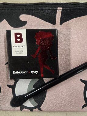 Ipsy X Betty Boop - Black Eyeshadow brush with Red Hearts + Powder Blush/Bag